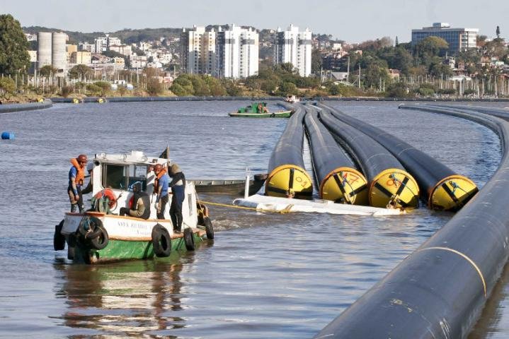 &Uacute;ltima leva de tubos para o Pisa chega a Porto Alegre