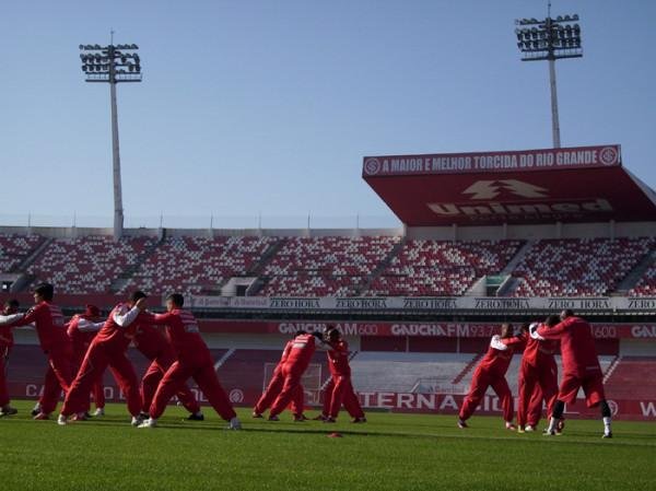 Grupo treinou antes do embarque para o Rio