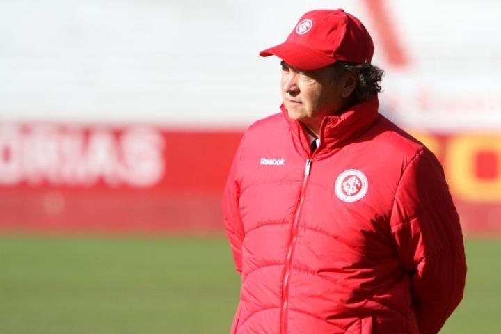Falc&atilde;o reconhece cansa&ccedil;o do grupo do Inter