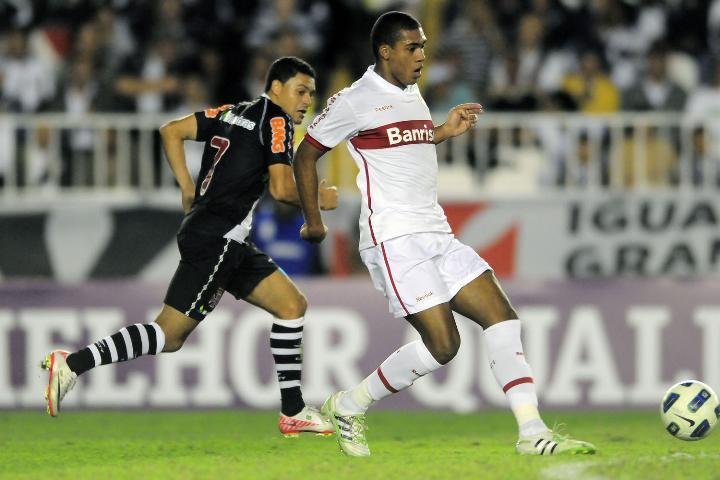 Juan pede mais agressividade ao Inter