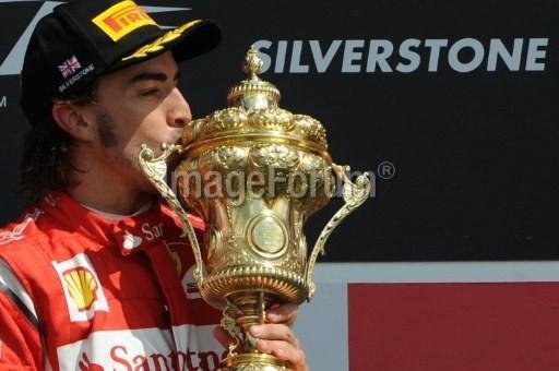 Espanhol levou a Ferrari &agrave; primeira vit&oacute;ria no ano