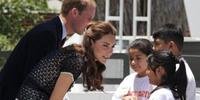Príncipe William e Kate visitam região pobre de Los Angeles 