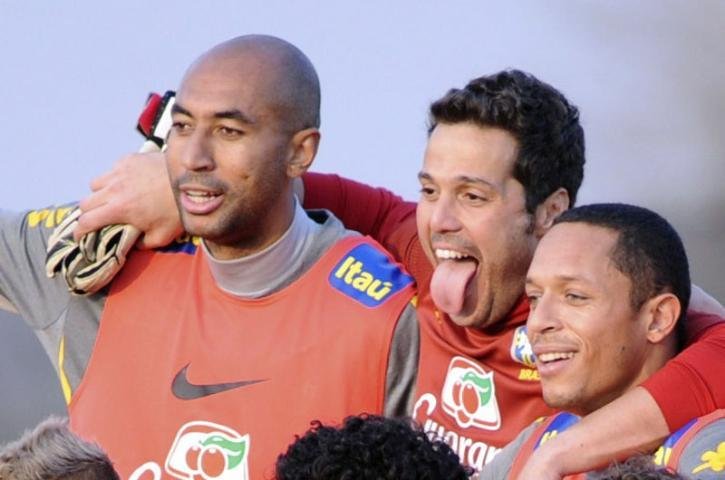 Ningu&eacute;m no grupo est&aacute; jogando a responsabilidade para cima de ningu&eacute;m, diz Julio C&eacute;sar