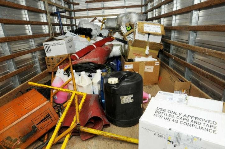 Funcion&aacute;rio de empresa que atua no aeroporto &eacute; preso por furtos