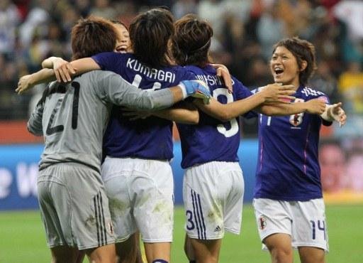 Jap&atilde;o bate Su&eacute;cia e vai decidir Mundial contra EUA