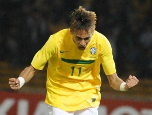 Real Madrid acerta contrata&ccedil;&atilde;o de Neymar, dizem jornais espanh&oacute;is