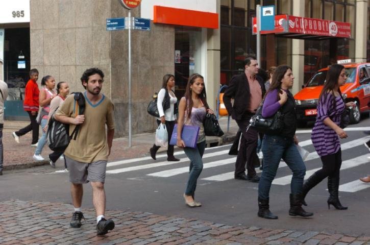 Temperatura chega a 31,1&deg;C em tarde de ver&atilde;o no Estado