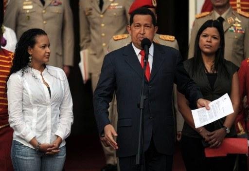 Parlamento autoriza Ch&aacute;vez viajar para tratar c&acirc;ncer 