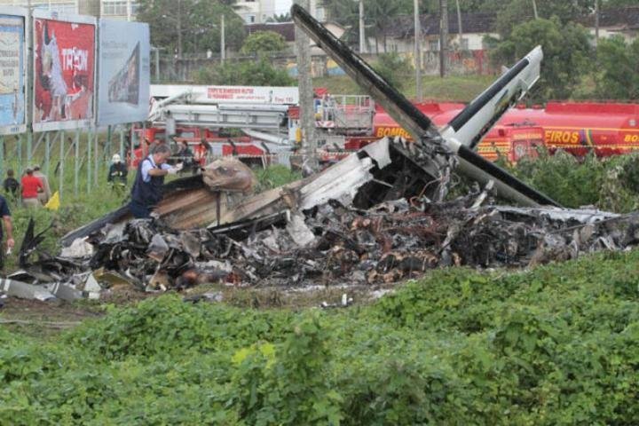 Per&iacute;cia descarta tentativa de pouso for&ccedil;ado no acidente a&eacute;reo em Recife
