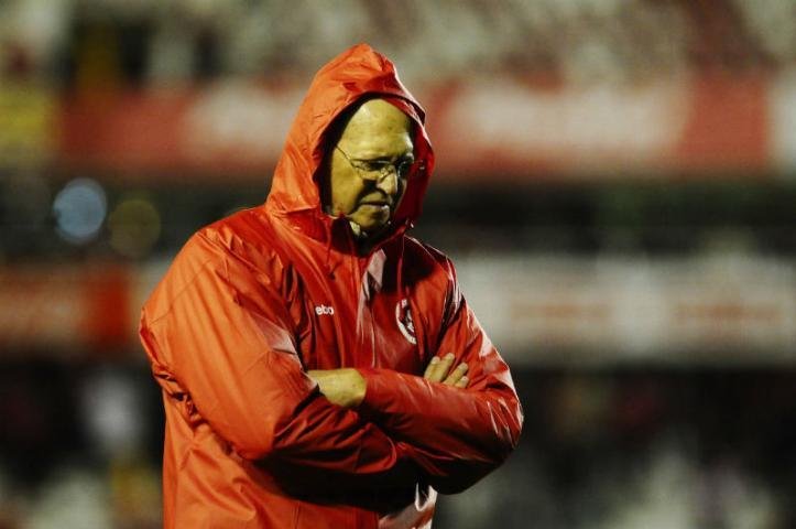 Ap&oacute;s terceira derrota seguida, Falc&atilde;o destaca empenho