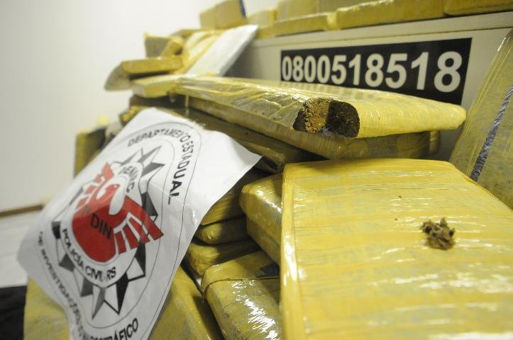 Denarc apreende meia tonelada de maconha na zona Sul da Capital