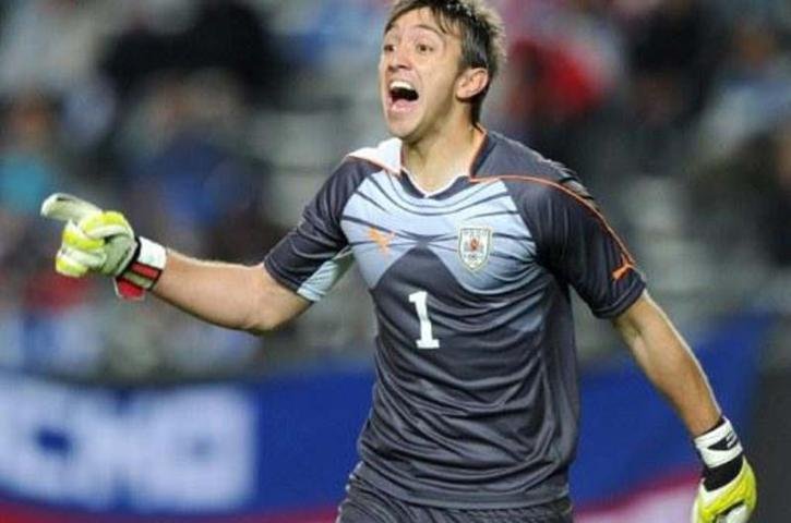 Clube turco desembolsou 6,75 milh&otilde;es de euros para contratar o goleiro