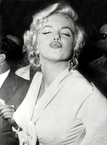 Curta pornogr&aacute;fico de Marilyn Monroe ser&aacute; leiloado na Argentina