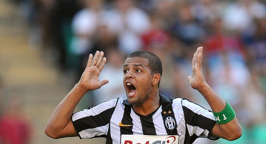 Juventus pode emprestar Felipe Melo ao Galatasaray