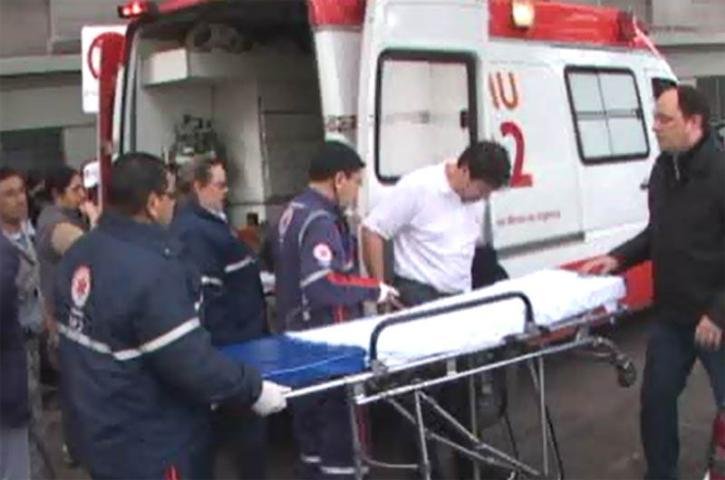 Ao menos 11 pessoas ficaram feridas ap&oacute;s um teto de gesso cair durante confer&ecirc;ncia
