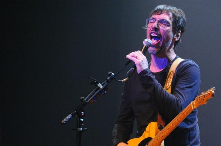 &acute;Lob&atilde;o El&eacute;trico` abre Festival de Inverno de Porto Alegre