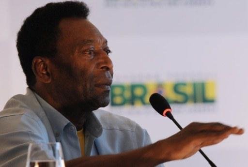 S&oacute; vou a uma festa se for convidado, disse Pel&eacute;