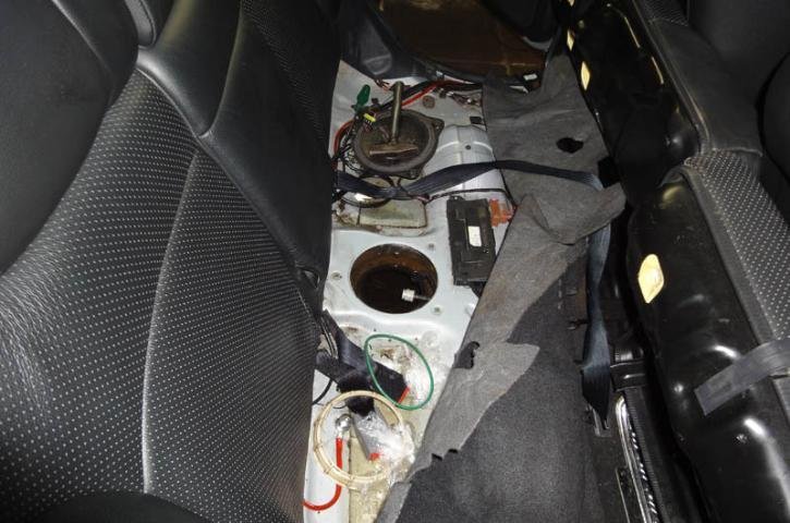 PF apreende 26 quilos de coca&iacute;na escondidos em tanque de autom&oacute;vel