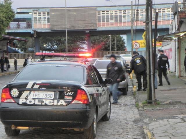 O grupo tamb&eacute;m seria respons&aacute;vel por 15 roubos diversos em empresas