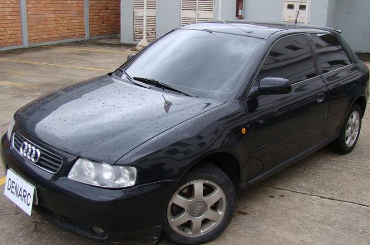 Al&eacute;m de crack, foram apreendidos carro, arma e muni&ccedil;&atilde;o com o suspeito