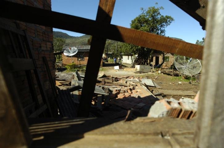 Rajadas causaram preju&iacute;zos no Litoral Norte