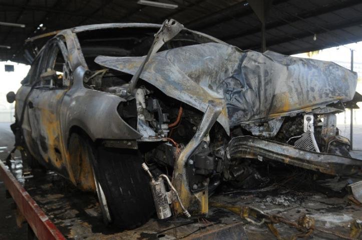 	Um morre e tr&ecirc;s ficam feridos em acidente em Porto Alegre