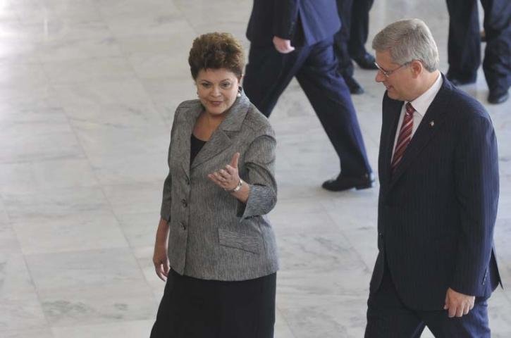 Dilma recebeu o primeiro-ministro do Canad&aacute;, Stephen Harper, no Pal&aacute;cio do Planalto nesta tarde