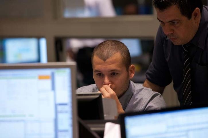 Em dia de crise nos mercados, Bovespa tem queda de 8,08%