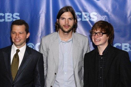 Ashton Kutcher substitui Charlie Sheen em Two and a half men