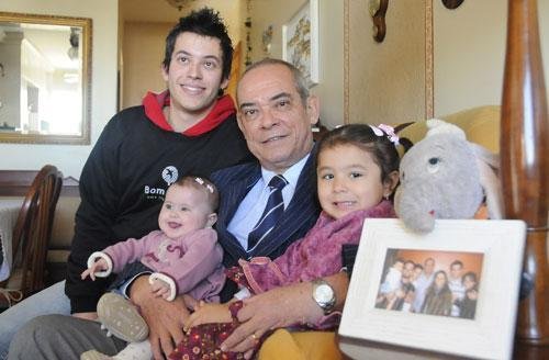 Ap&oacute;s criar os filhos, Marcelo realizou o sonho de adotar duas meninas