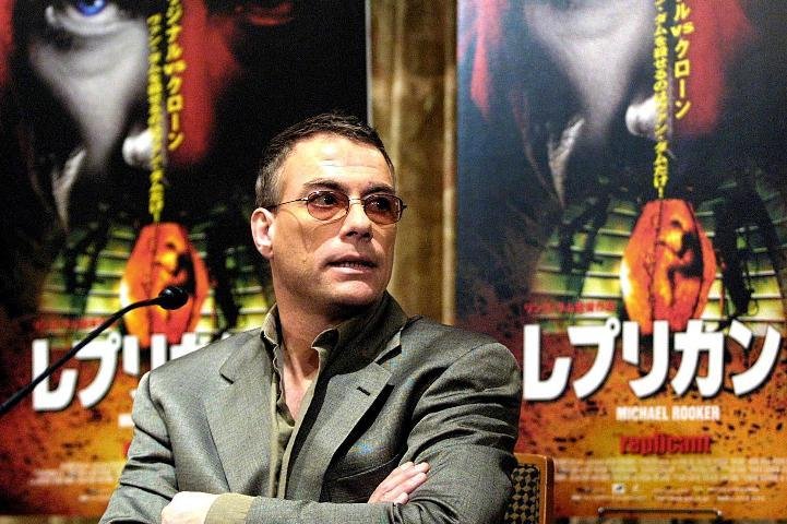 Van Damme aceitar filmar fic&ccedil;&atilde;o cient&iacute;fica de produtor independente