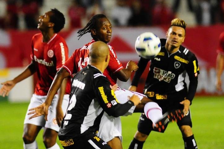 Andrezinho participou da vit&oacute;ria do Inter sobre o Botafogo