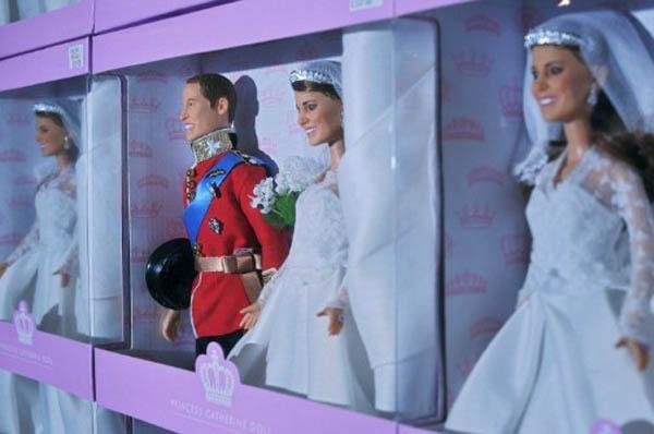 A loja de brinquedos Hamleys vende o par de brinquedos por aproximadamente 115 euros