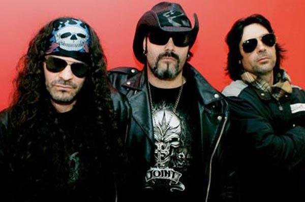 Rosa se firma como um trio: Jacques Maciel, Valdi Dalla Rosa e Beat Barea