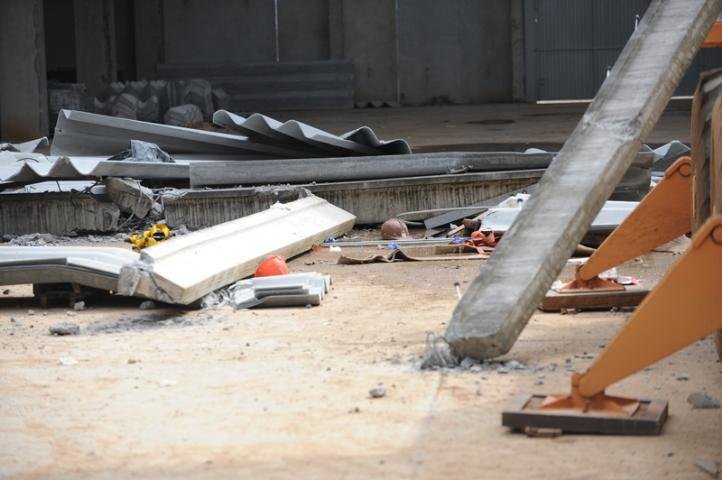 Embargada obra em que oper&aacute;rio morreu em Gravata&iacute;