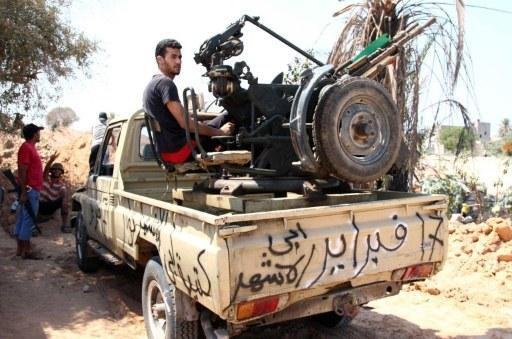Kadhafi teria prometido renunciar ap&oacute;s cessar-fogo da Otan