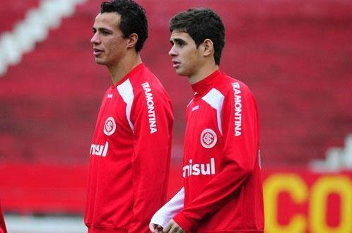 Leandro Dami&atilde;o e Oscar s&atilde;o esperan&ccedil;as de gol para conseguir o bi da Recopa Sul-Americana