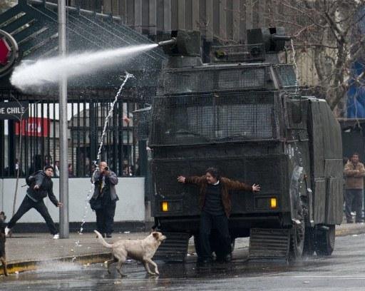 O Chile enfrenta o segundo dia de greve geral nesta quinta-feira