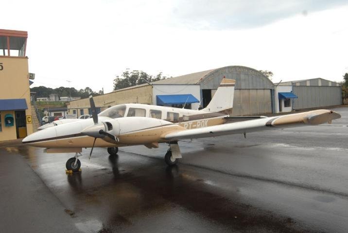 Avi&atilde;o com secret&aacute;rios do RS faz pouso for&ccedil;ado em Santa Cruz