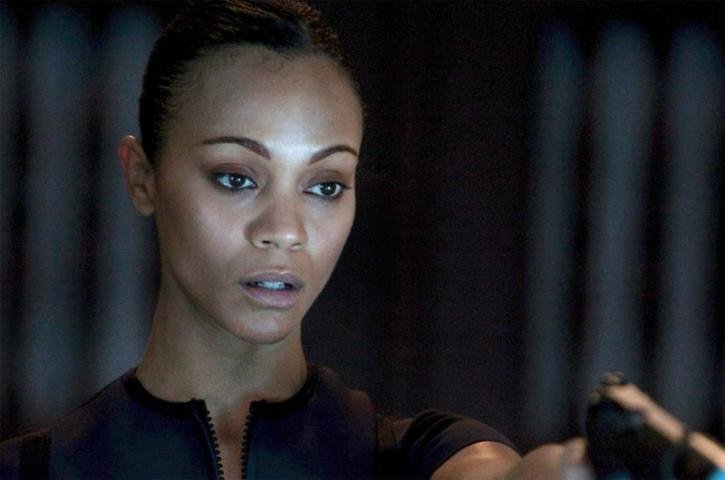 Zoe Saldana interpreta assassina no filme de a&ccedil;&atilde;o Colombiana