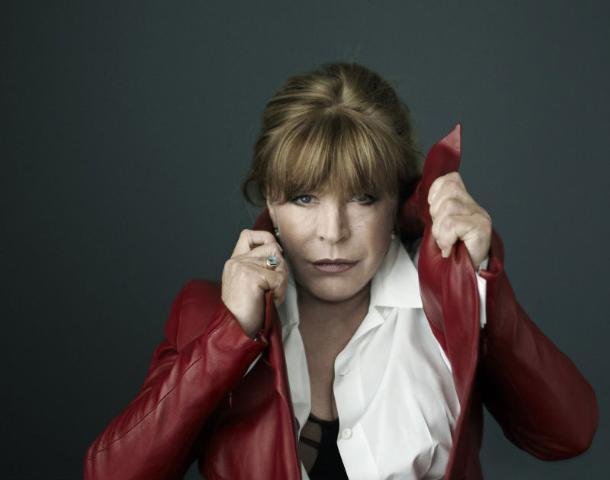 Cantora e atriz Marianne Faithfull &eacute; uma das atra&ccedil;&otilde;es