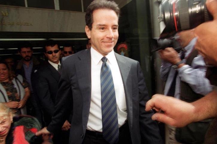 Ex-senador foi cassado em 2000