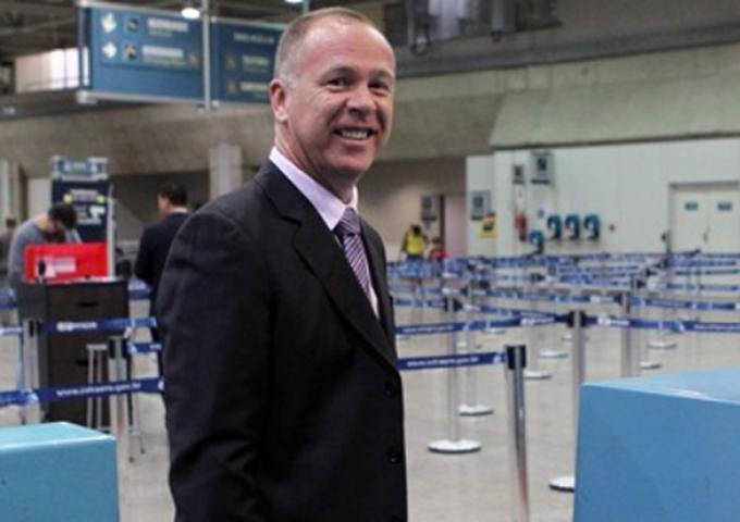 T&eacute;cnico embarcou no Aeroporto Internacional Tom Jobim