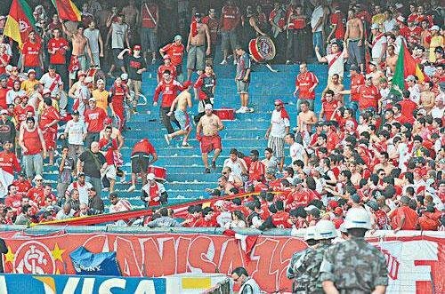 Hierro Martins teria se envolvido em uma briga com outro torcedor