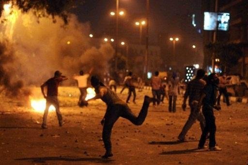 Tr&ecirc;s pessoas morrem em confrontos diante da embaixada de Israel, no Egito