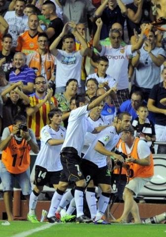 Valencia vence e assume vice-lideran&ccedil;a do Campeonato Espanhol