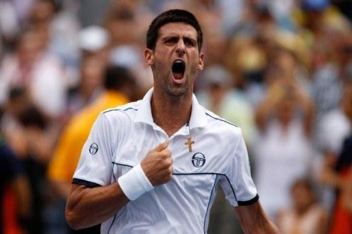 Federer vacila, Djokovic vence e vai &agrave; final do US Open