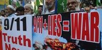 Em protesto, paquistanêses afirmaram que EUA forjaram os atentados do 11/9 para atacar países muçulmanos