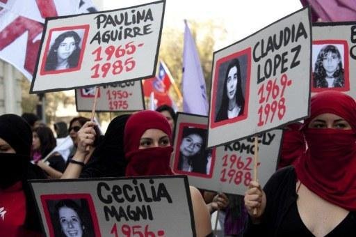 Chile lembra as v&iacute;timas da ditadura no anivers&aacute;rio da queda de Allende