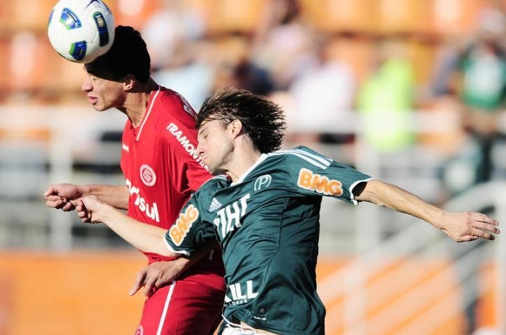 "Se tiver que tomar cotovela&ccedil;o, vou tomar", afirma Dami&atilde;o 